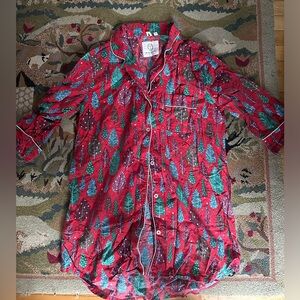 EUC Printfresh Twinkling Trees Ruby Sleepshirt